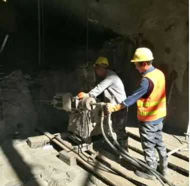 定襄水下抗分散灌浆料特点 水下不分散注浆料介绍